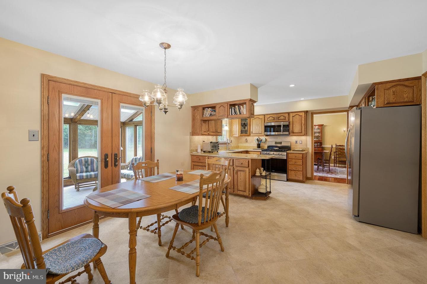 1375 Cinnamon Drive photo 26