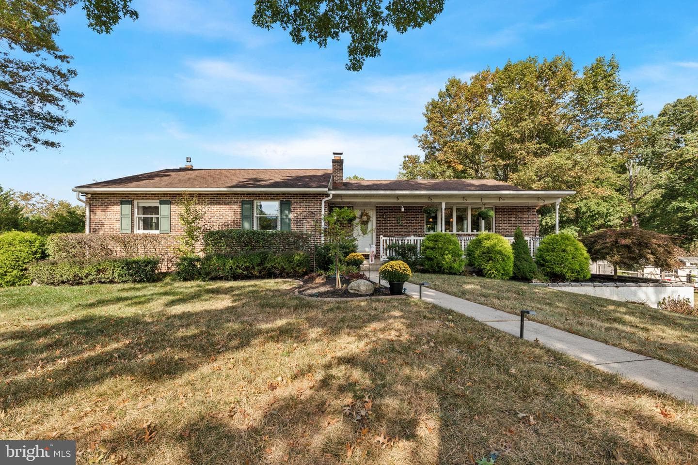 42 Walters Lane photo 1