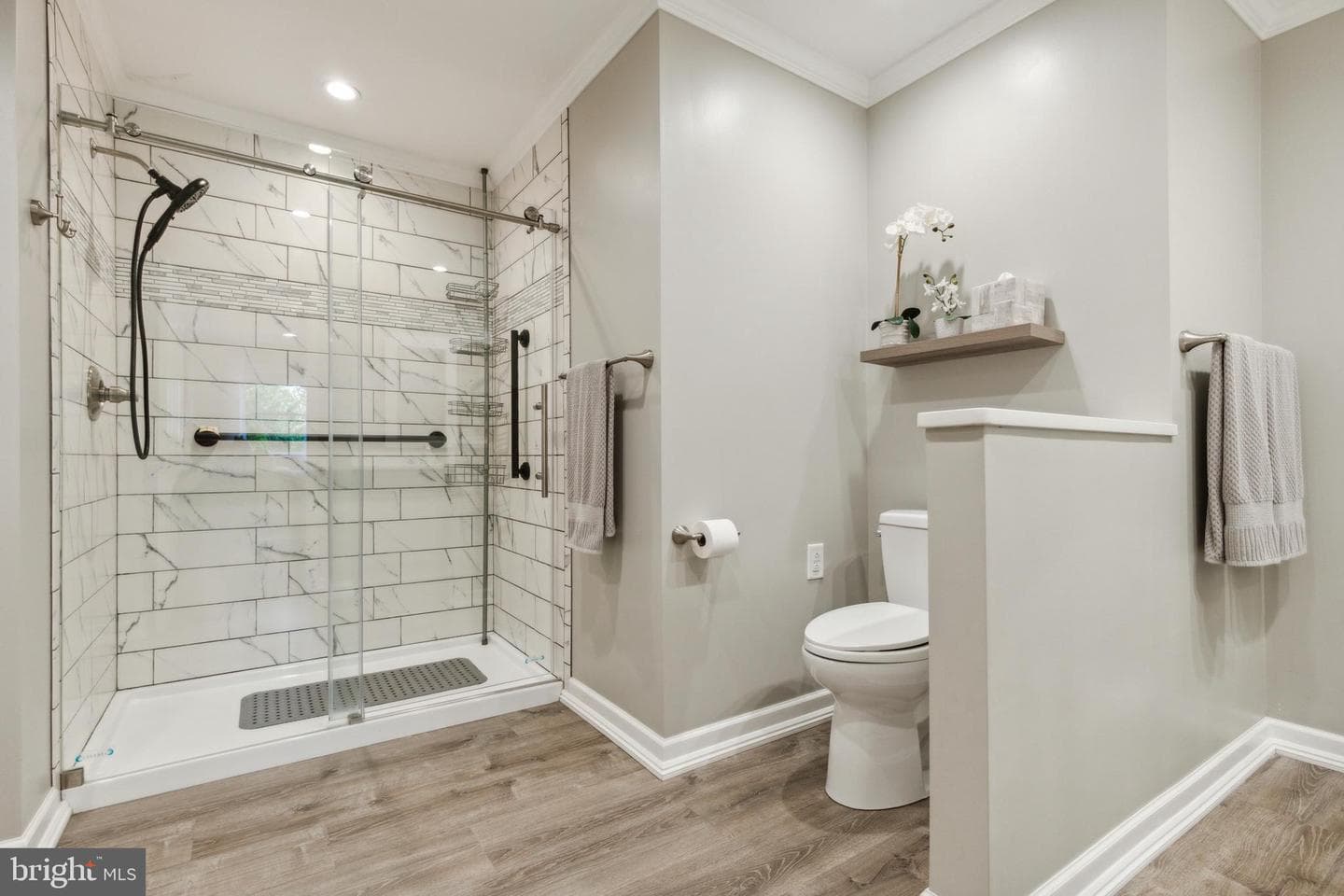 42 Walters Lane photo 20