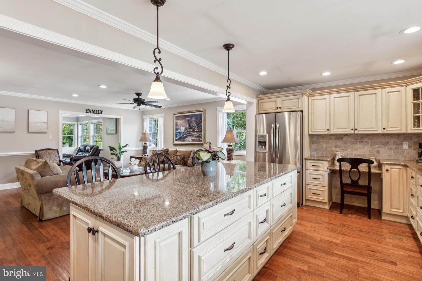 42 Walters Lane photo 7