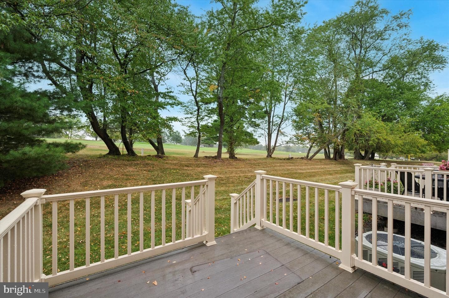 129 Fairway Lane photo 23