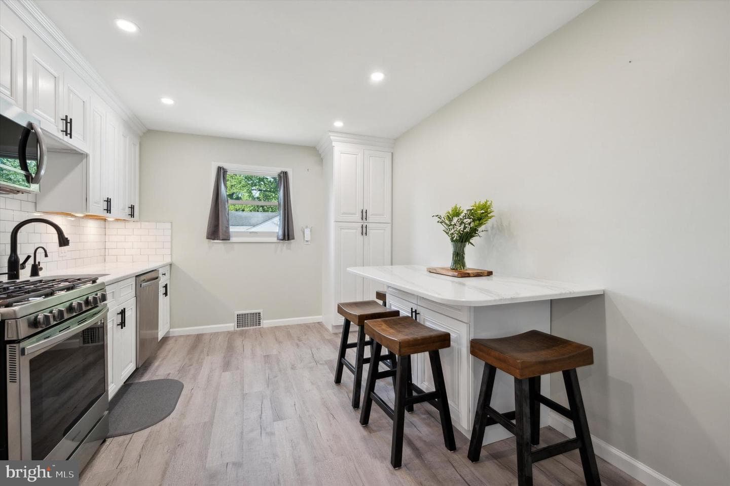 2908 Turner Avenue photo 6