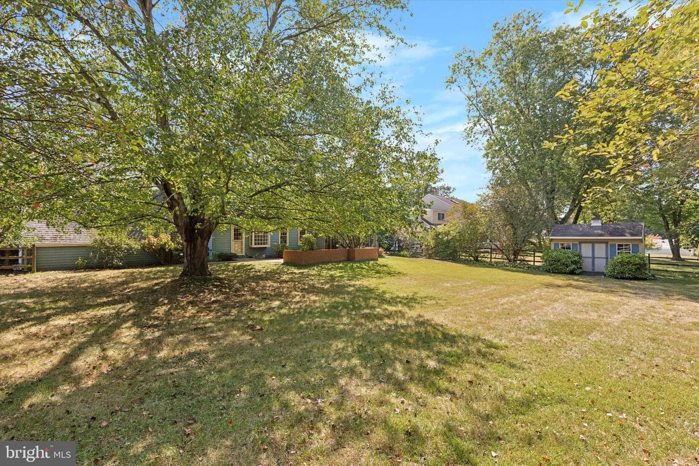 750 Hazelwood Drive photo 27
