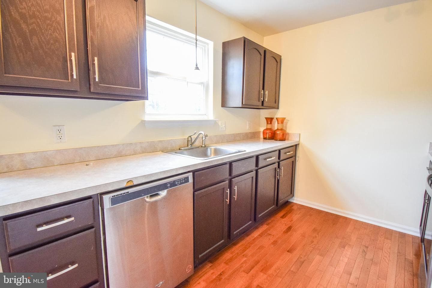 336 Girard Avenue photo 11