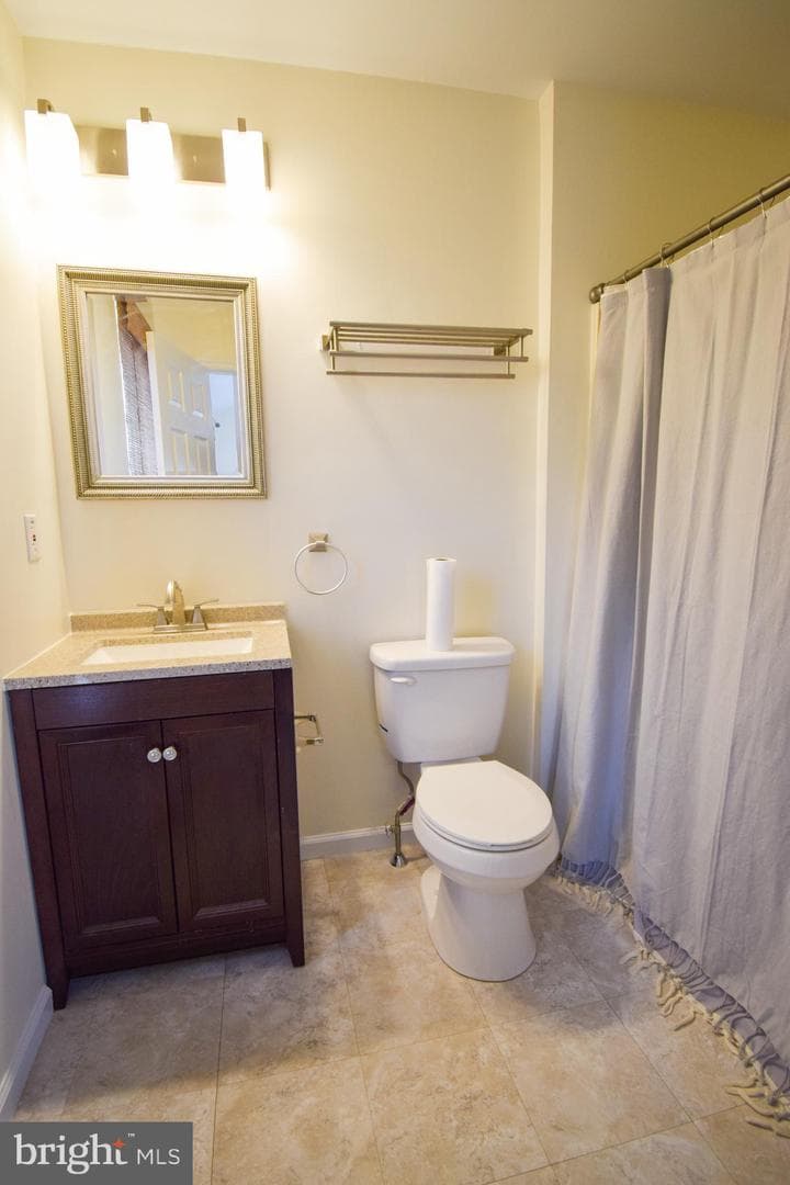 336 Girard Avenue photo 17