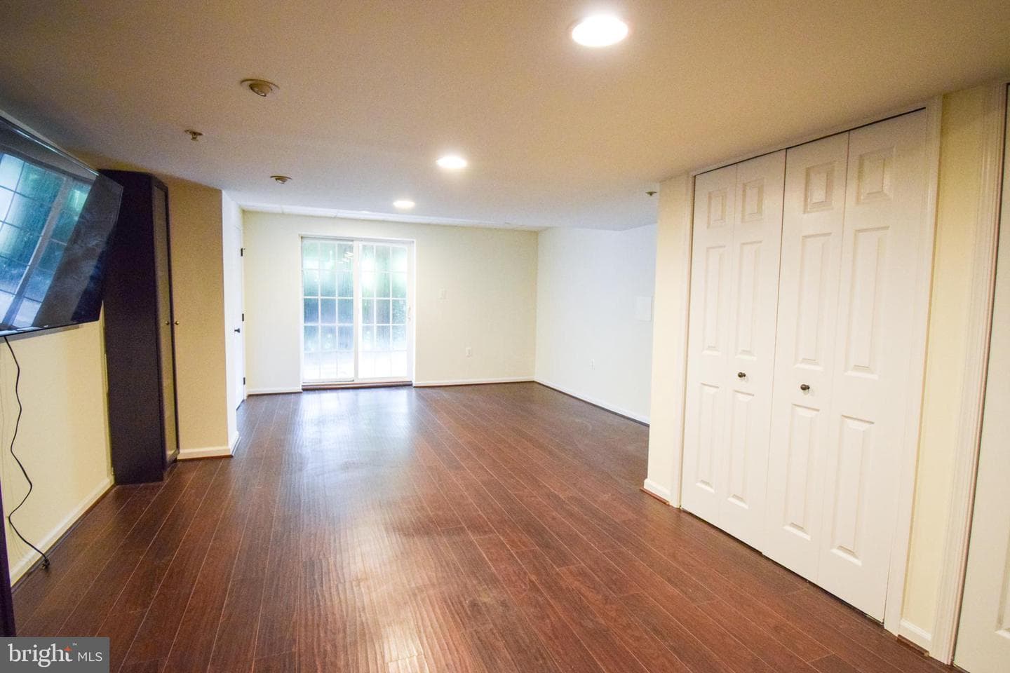 336 Girard Avenue photo 23