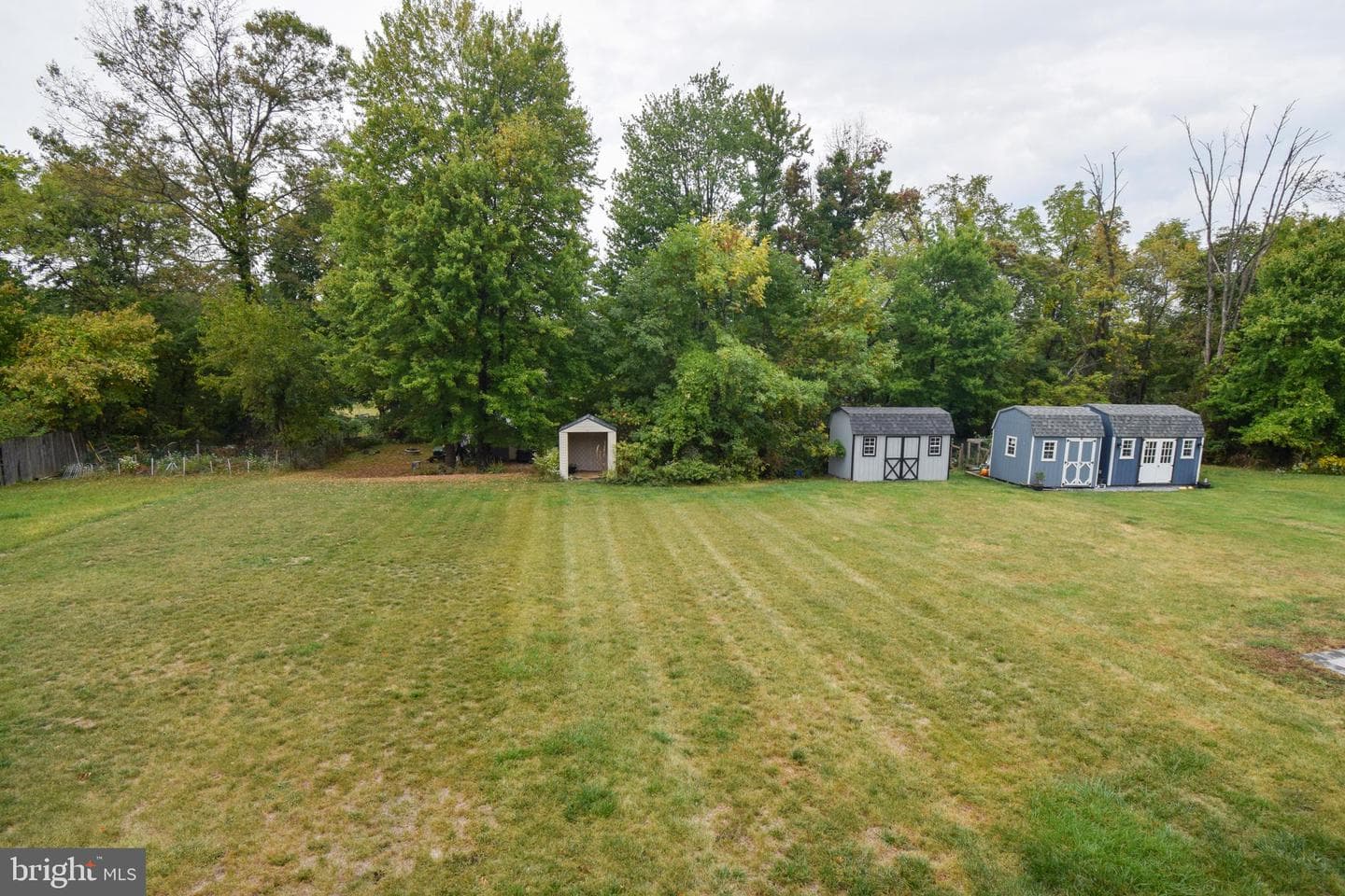 336 Girard Avenue photo 28