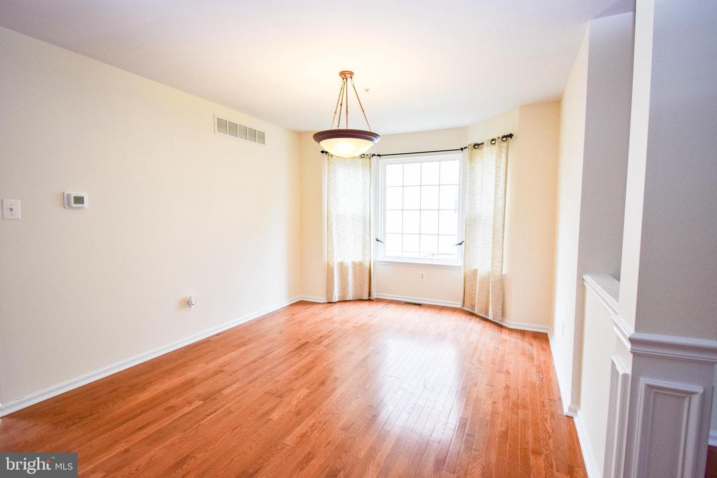 336 Girard Avenue photo 9