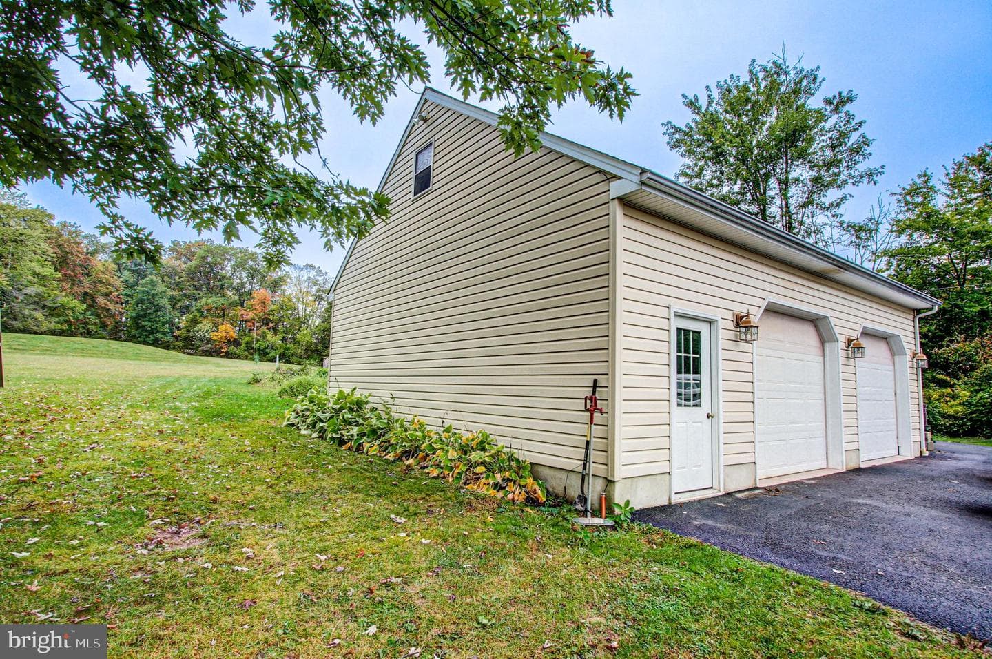 929 Kulp Road photo 35