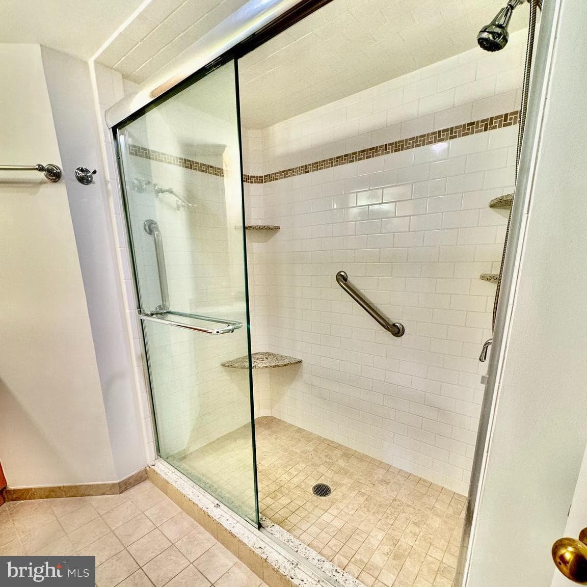 104 Woodside Road #b-202 photo 20