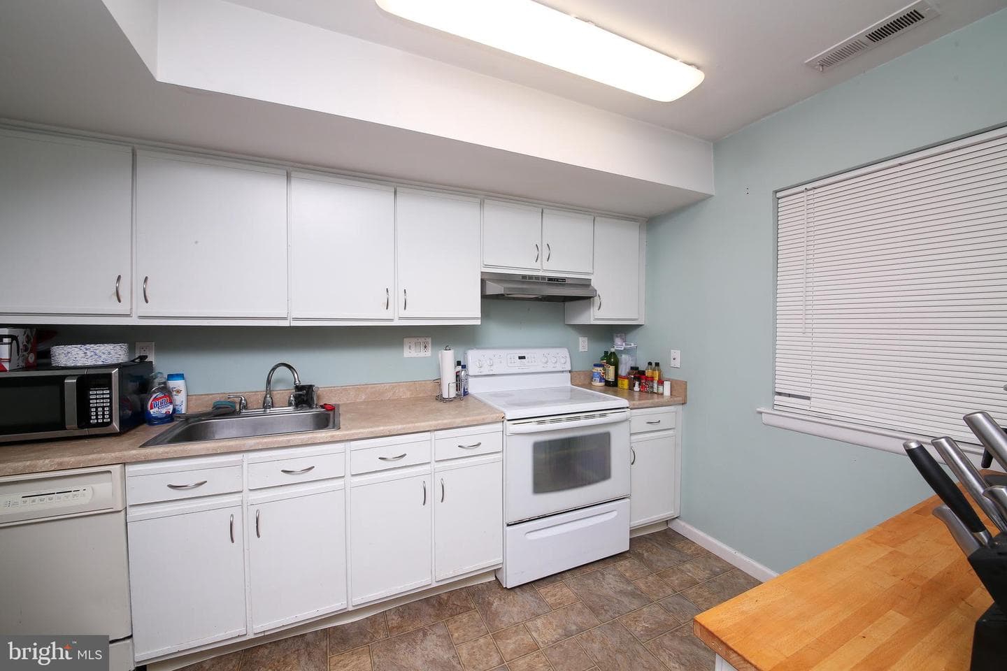 111 Shannon Drive photo 4