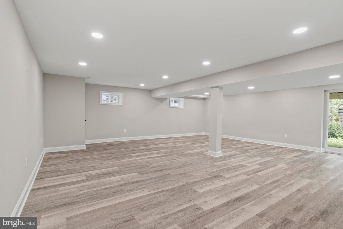 8806 Wainwright Road photo 28