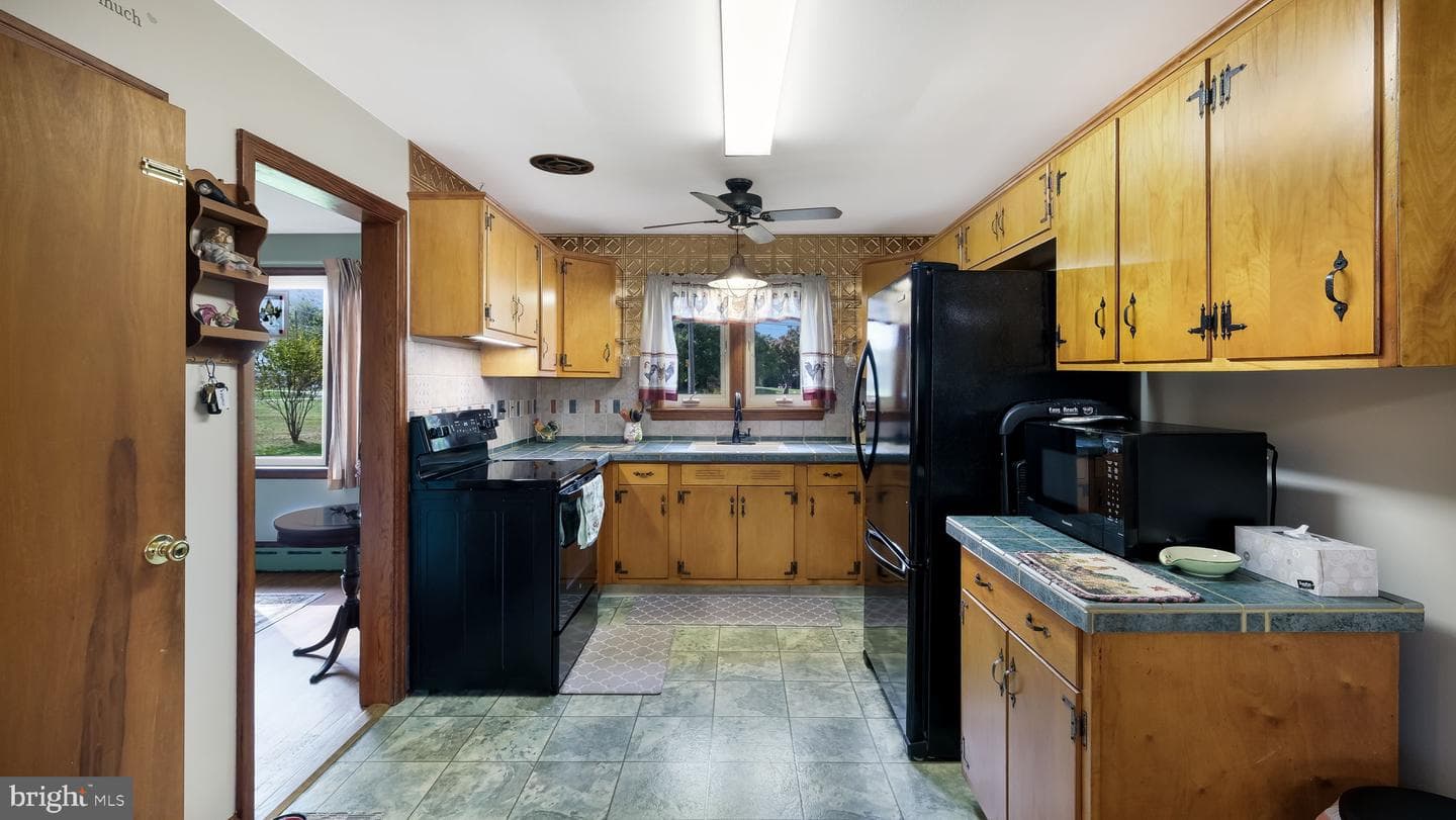 2951 Artmar Road photo 6