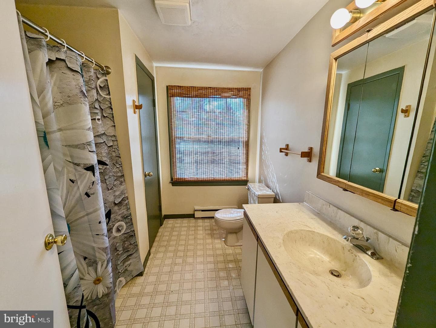 1407 Maple Avenue photo 13