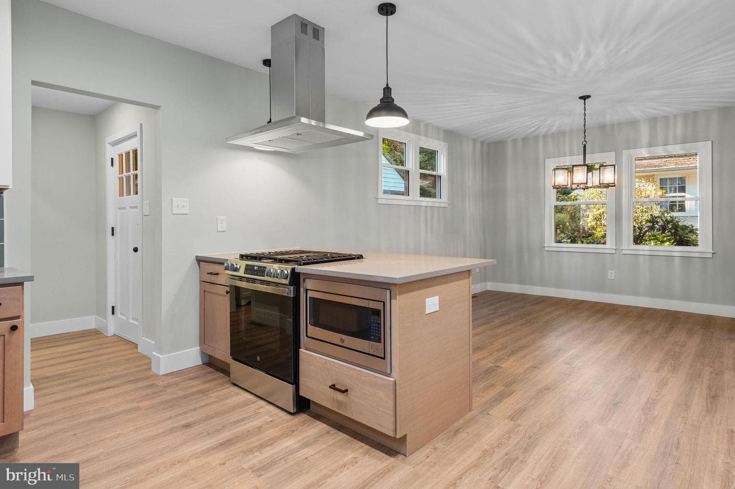 281 Bickley Road photo 4