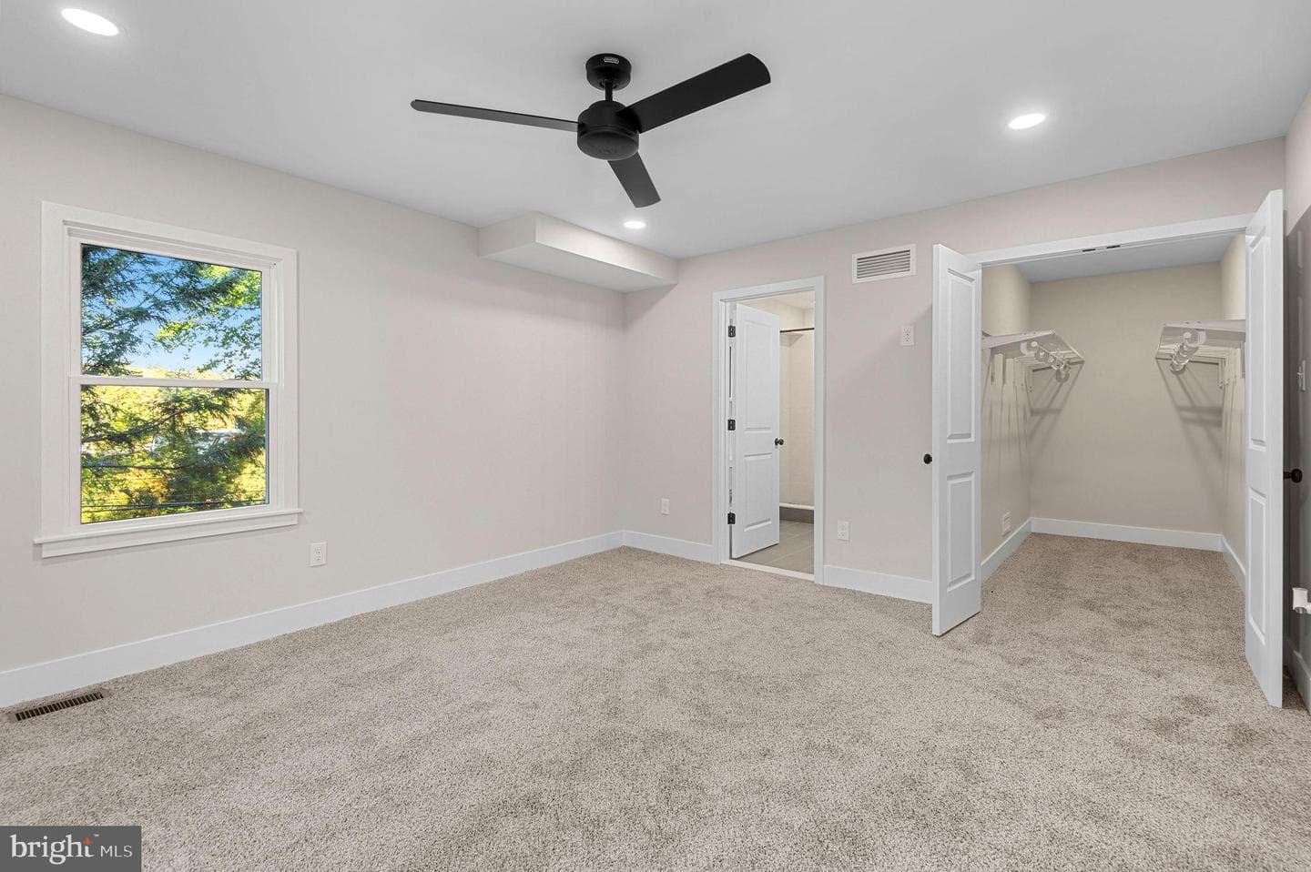 281 Bickley Road photo 9