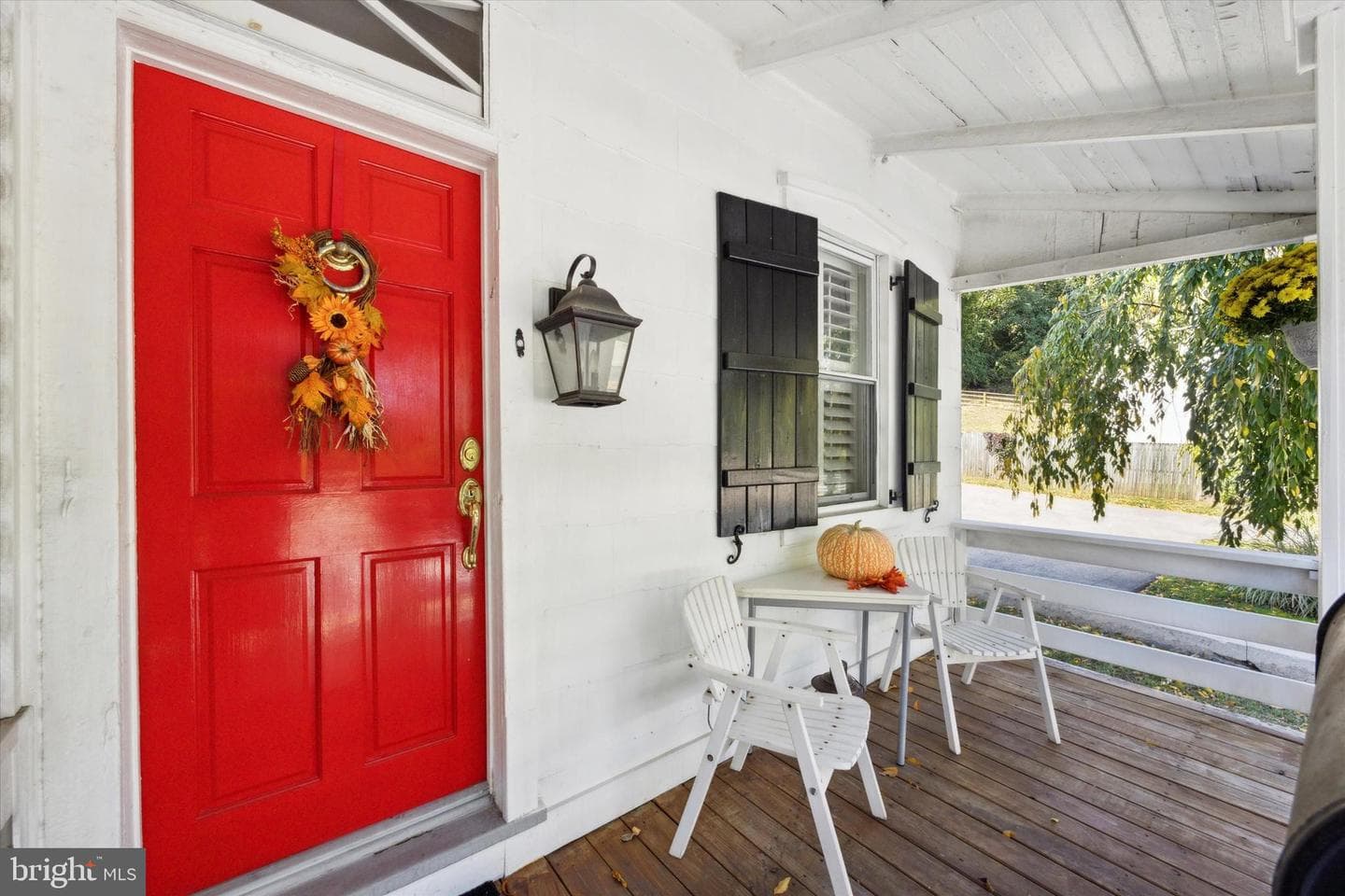 213 Front Street photo 3