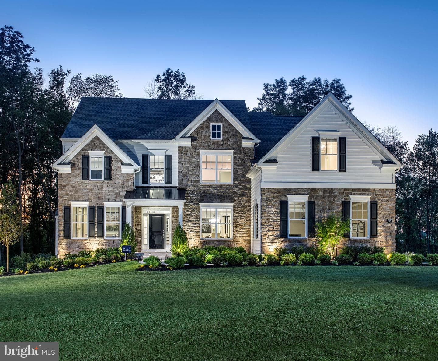 403 Longview Drive #oakville photo 1