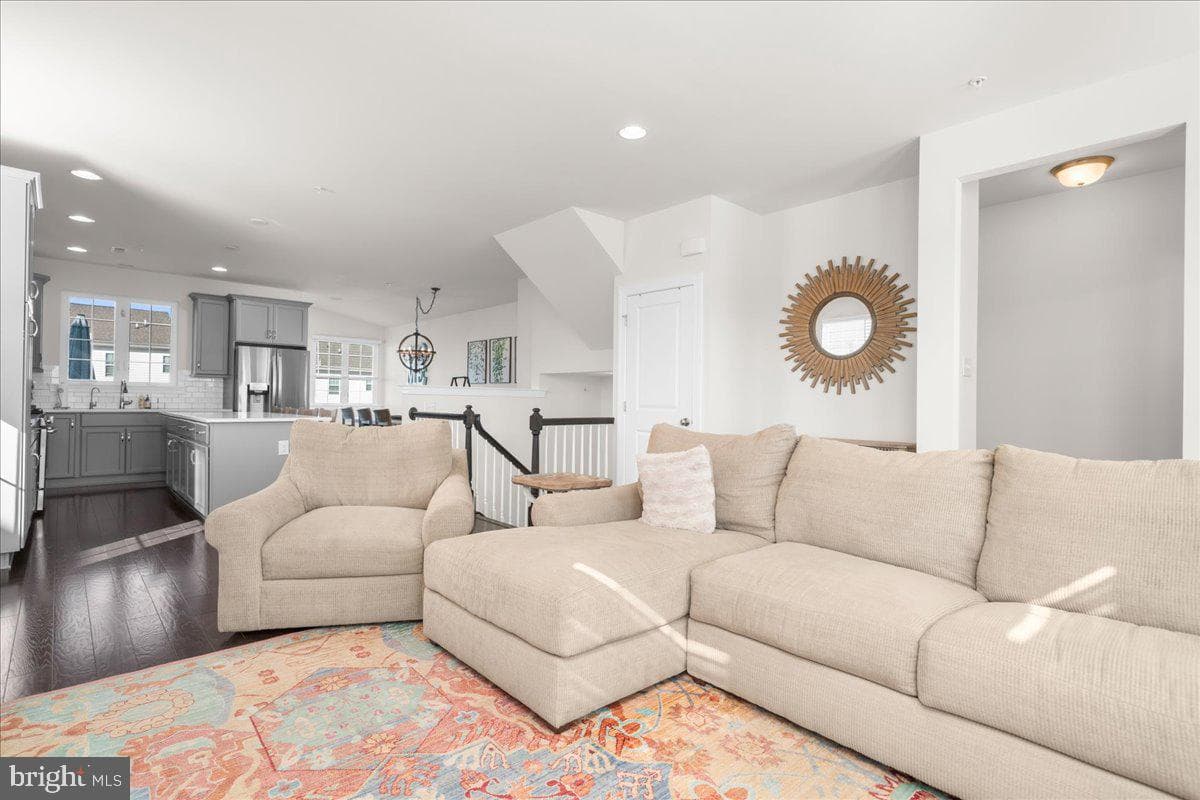 205 Cadence Court photo 12