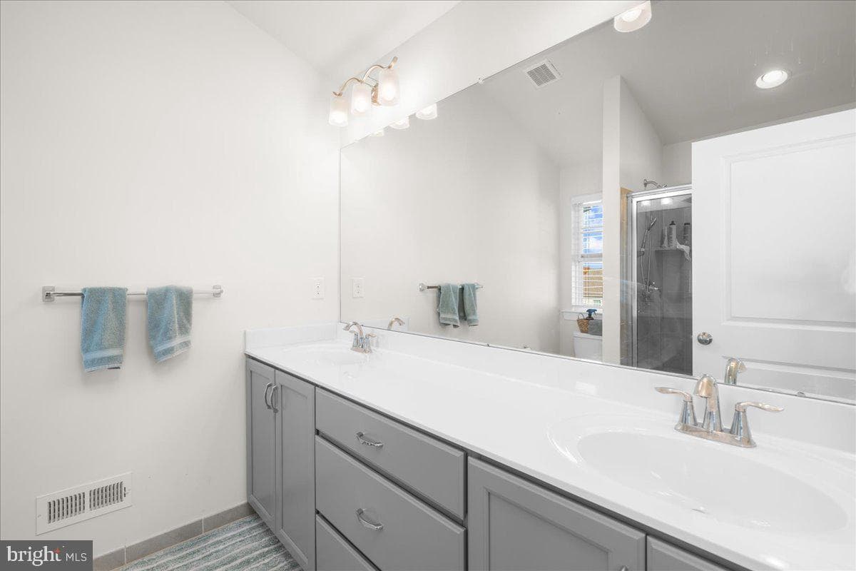 205 Cadence Court photo 22