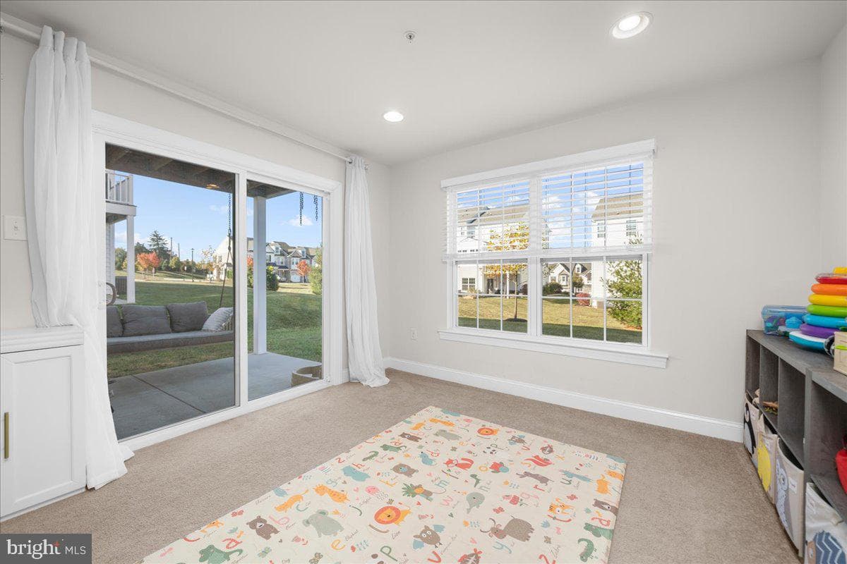 205 Cadence Court photo 29