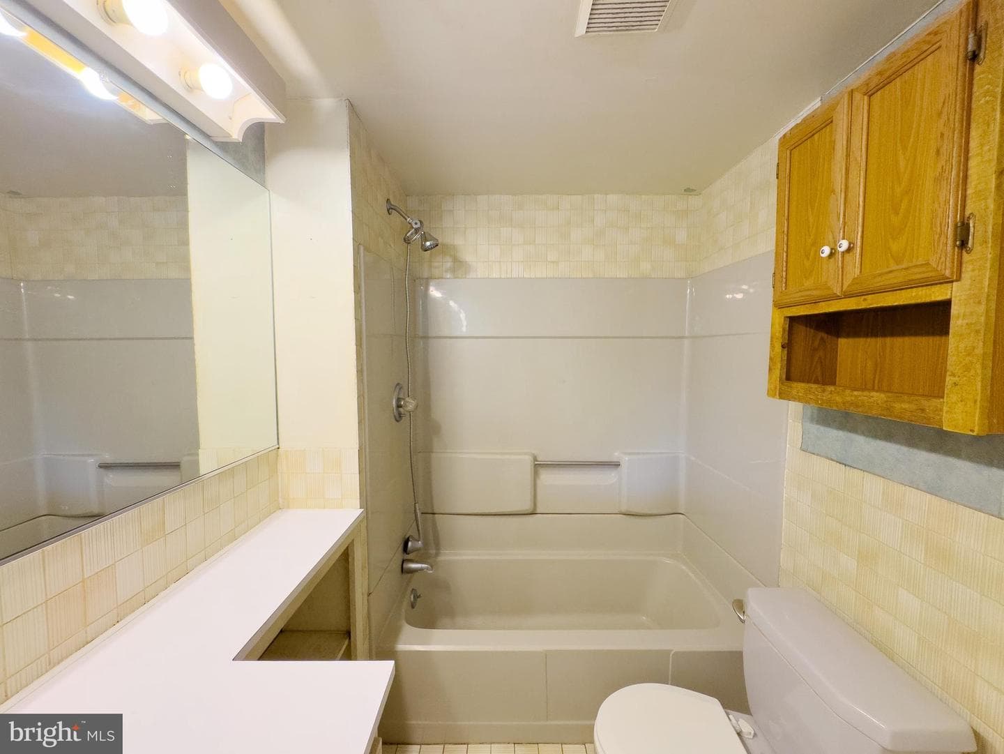 207 Vaughn Road photo 10