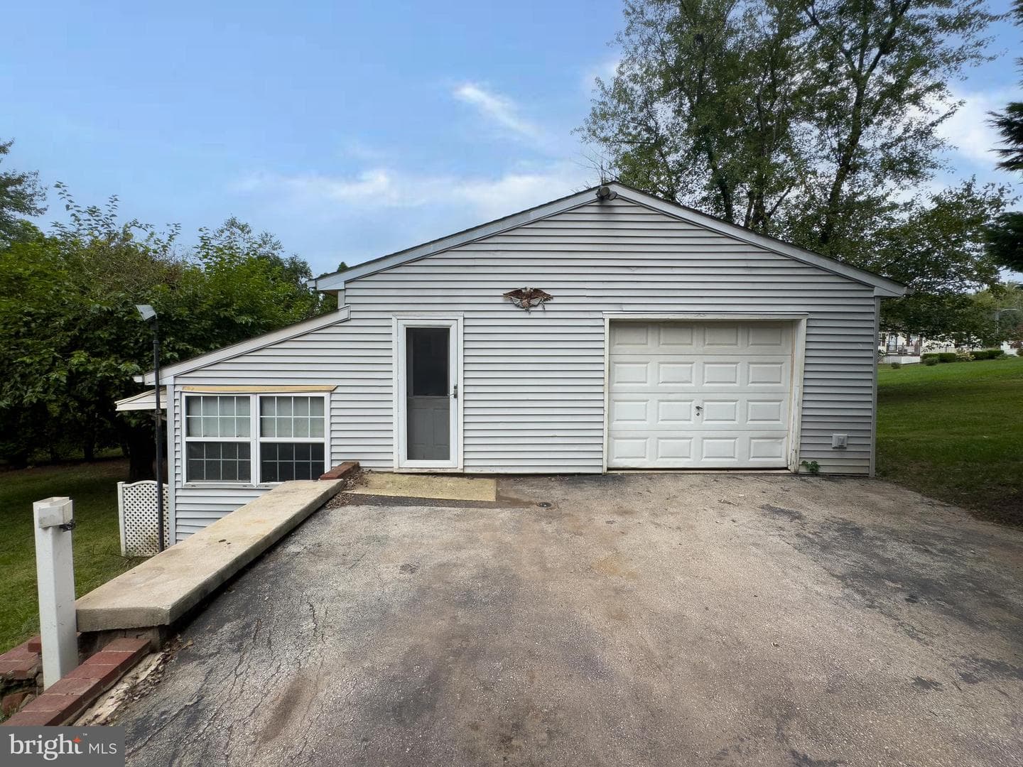 207 Vaughn Road photo 25