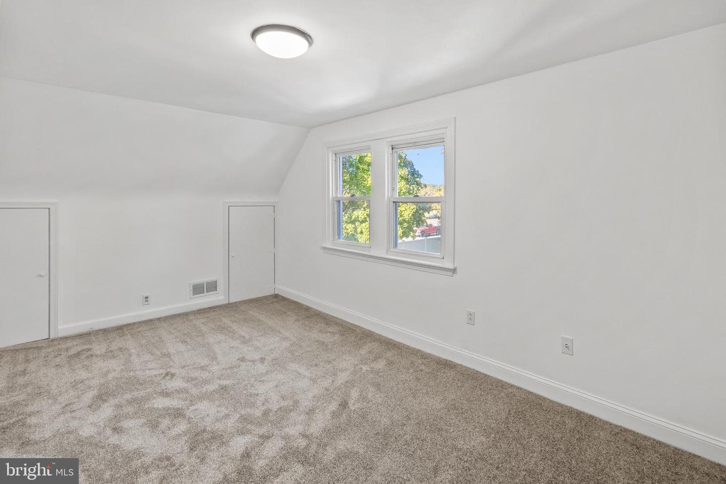 1504 Astor Street photo 22