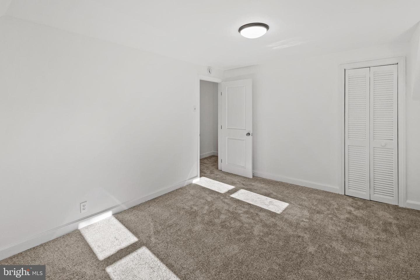 1504 Astor Street photo 25