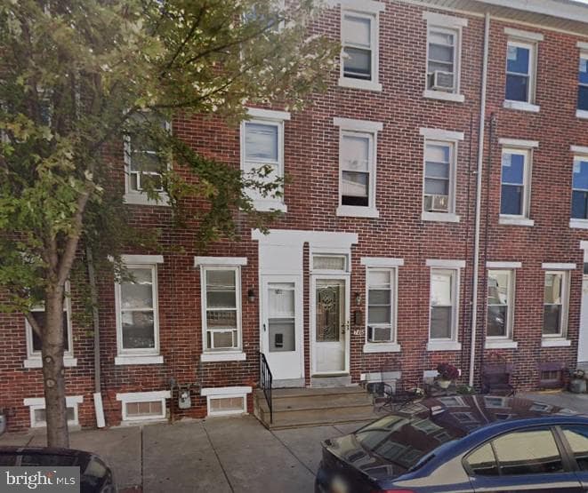 748 Kohn Street photo 1
