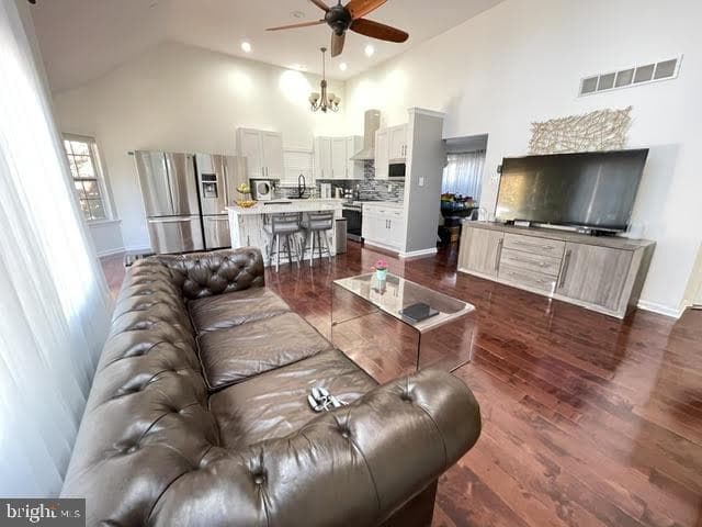 994 Lansdale Avenue photo 10