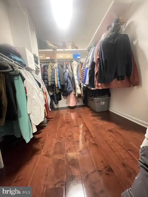 994 Lansdale Avenue photo 23