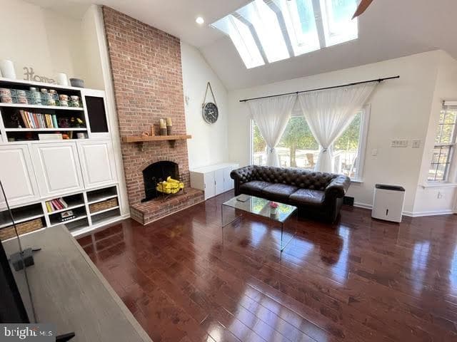 994 Lansdale Avenue photo 4