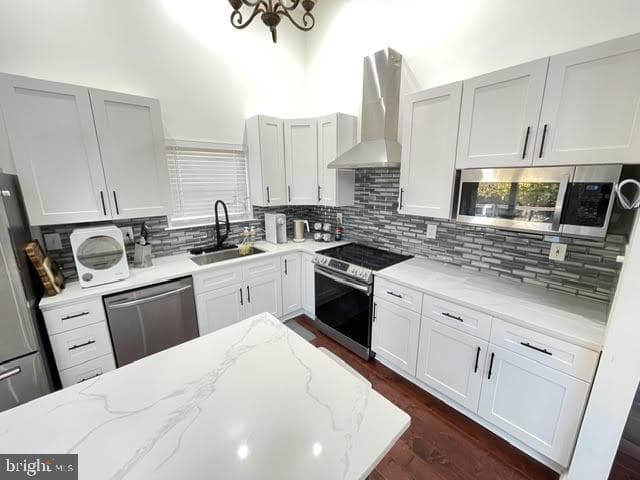 994 Lansdale Avenue photo 8