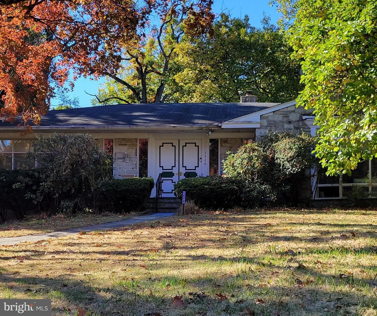 1420 Academy Lane