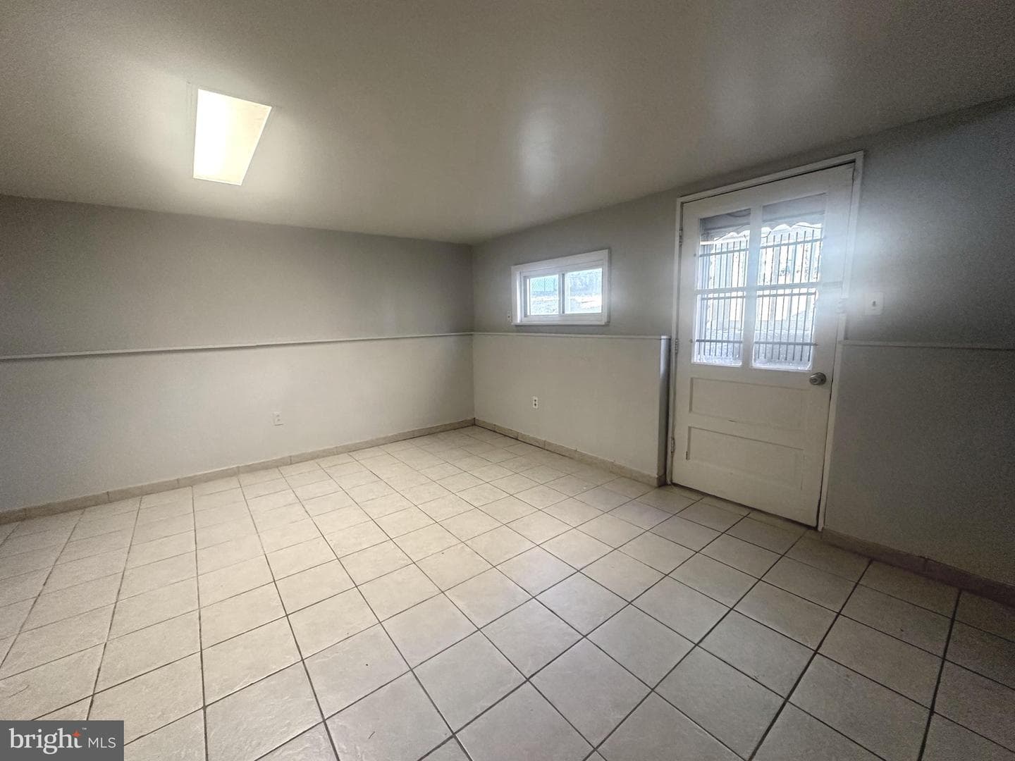 2837 Turner Avenue photo 11