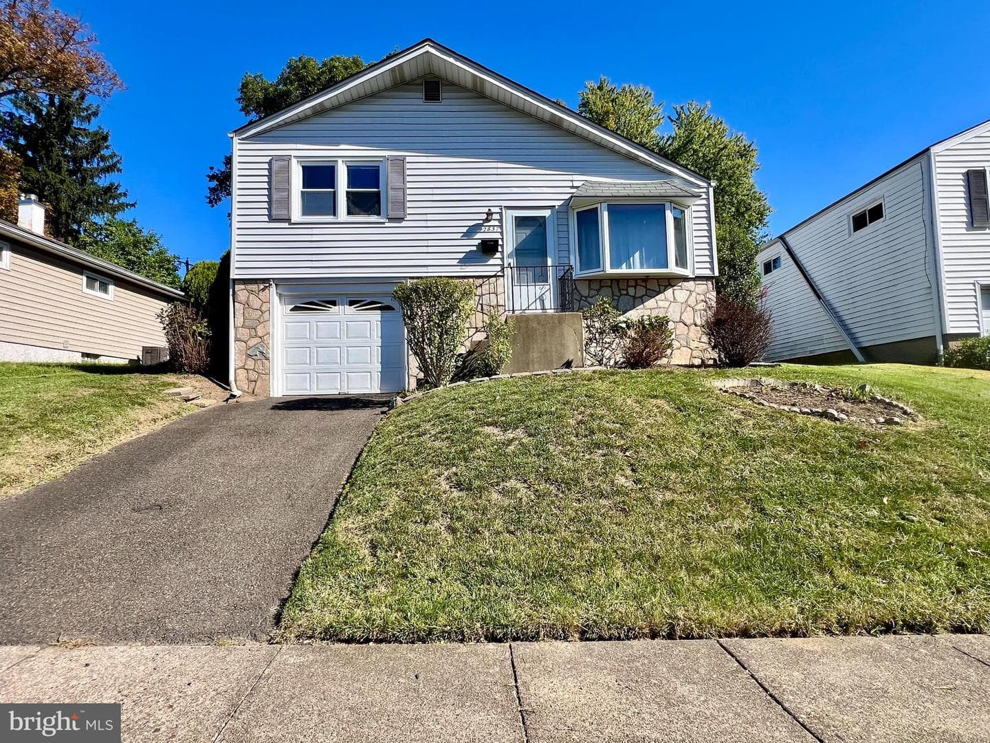 2837 Turner Avenue photo 2