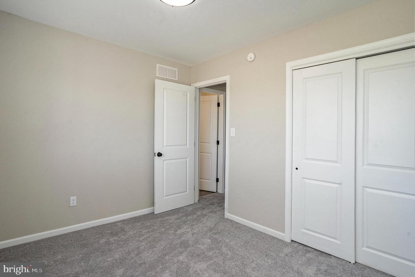 352 Bridge Street photo 28
