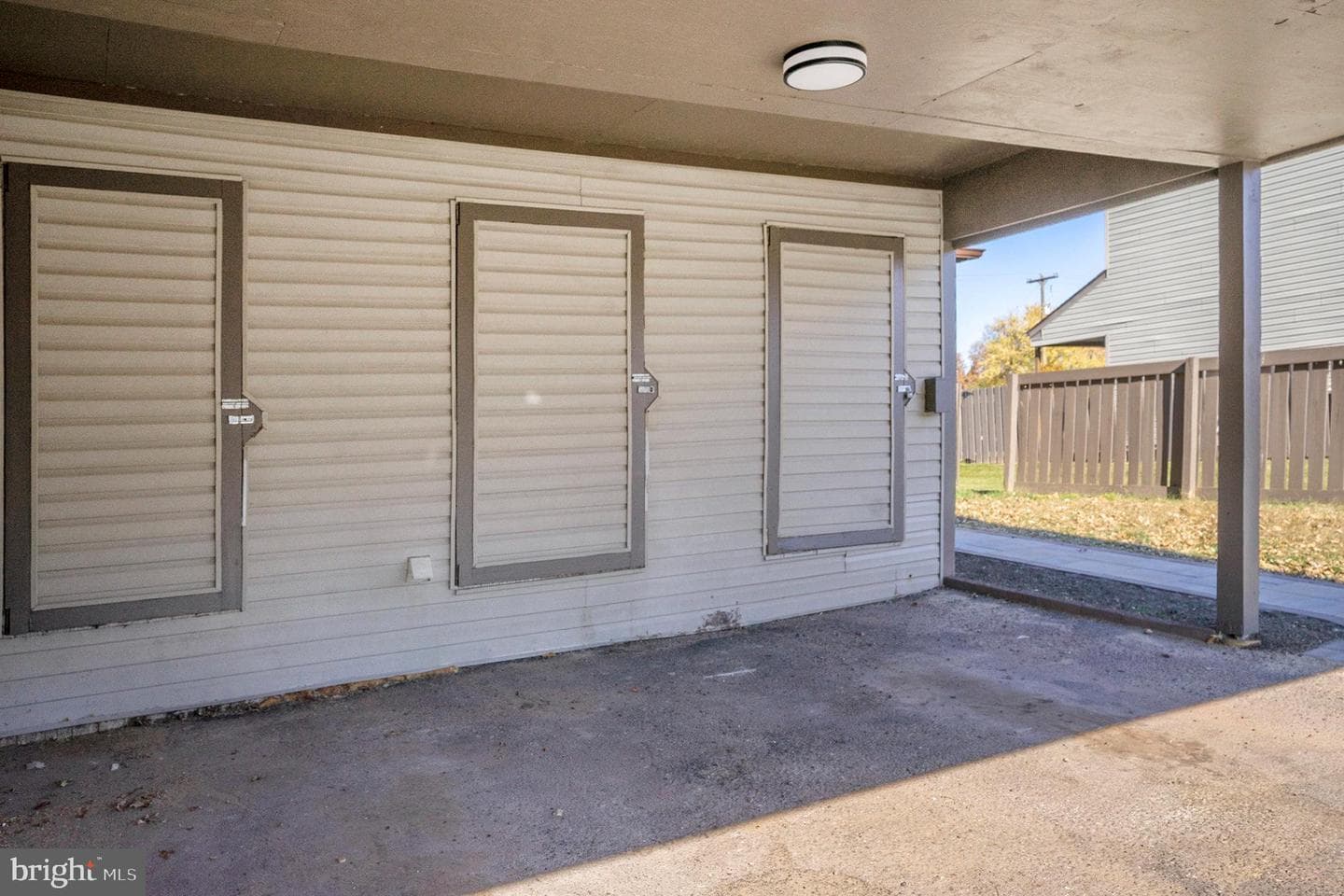 352 Bridge Street photo 39