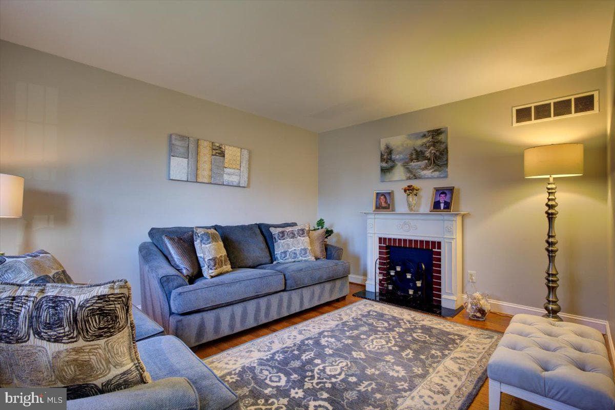 205 Bayberry Drive photo 6