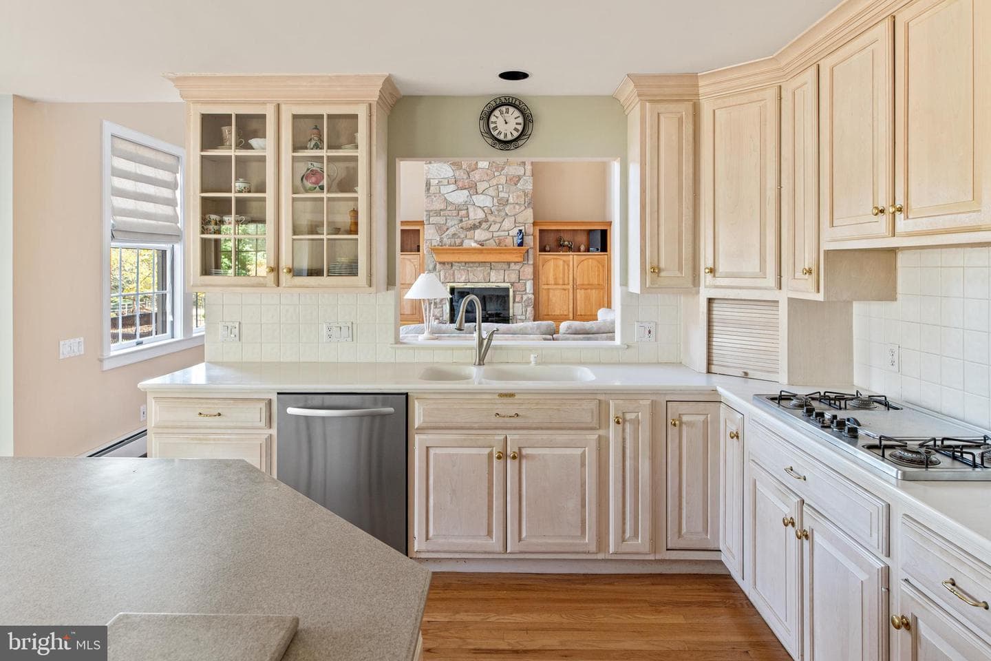 904 Evans Road photo 22