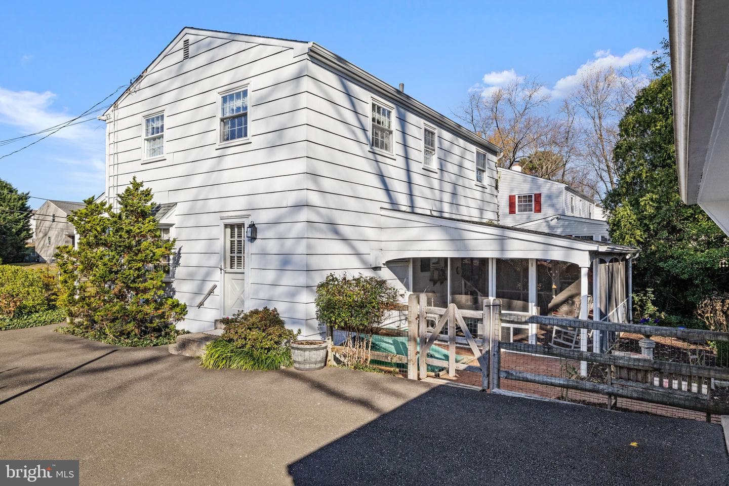 1707 Sycamore Avenue photo 32