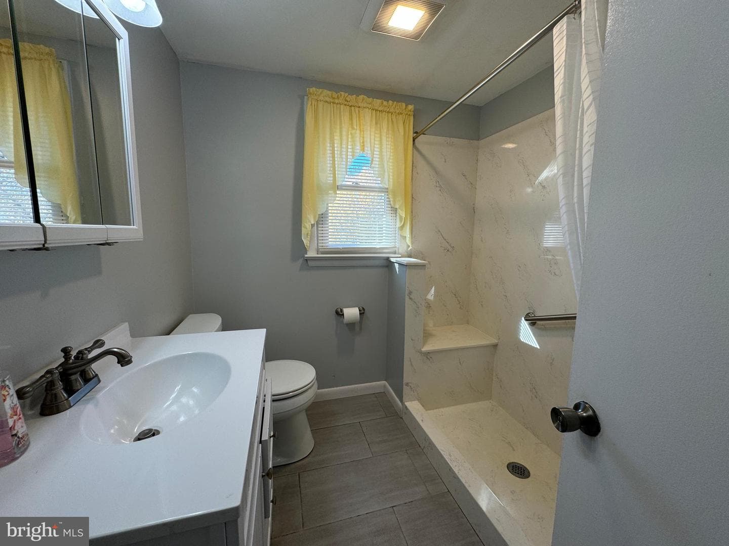 1241 2nd Avenue photo 14