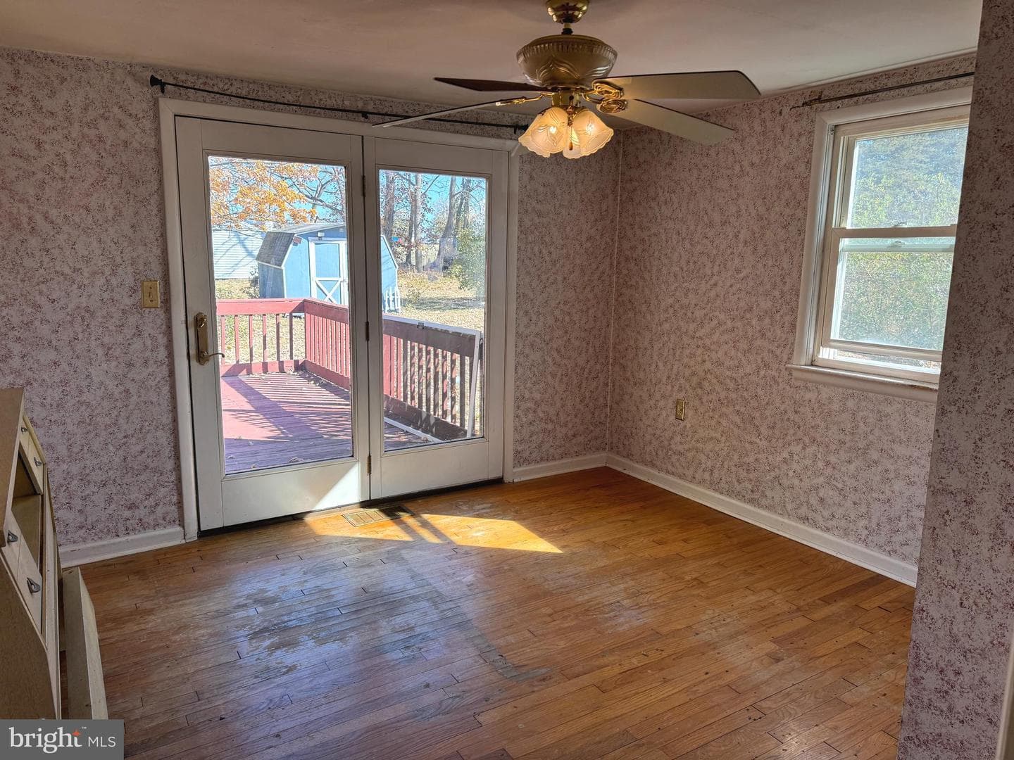1241 2nd Avenue photo 23