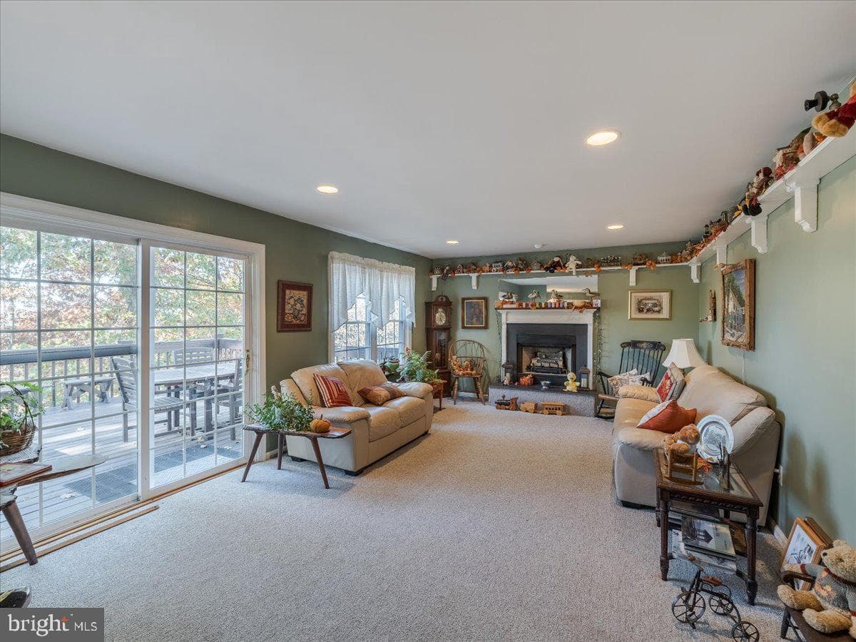 7004 Shawnee Circle photo 12