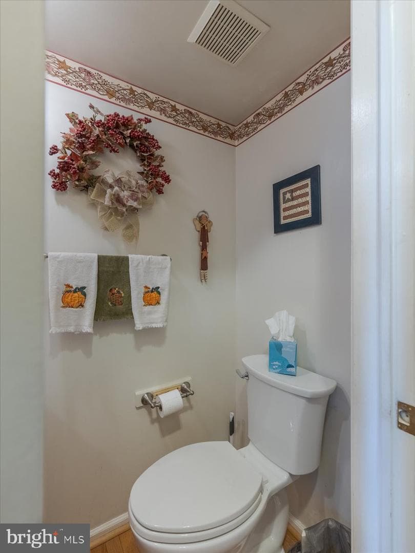 7004 Shawnee Circle photo 16
