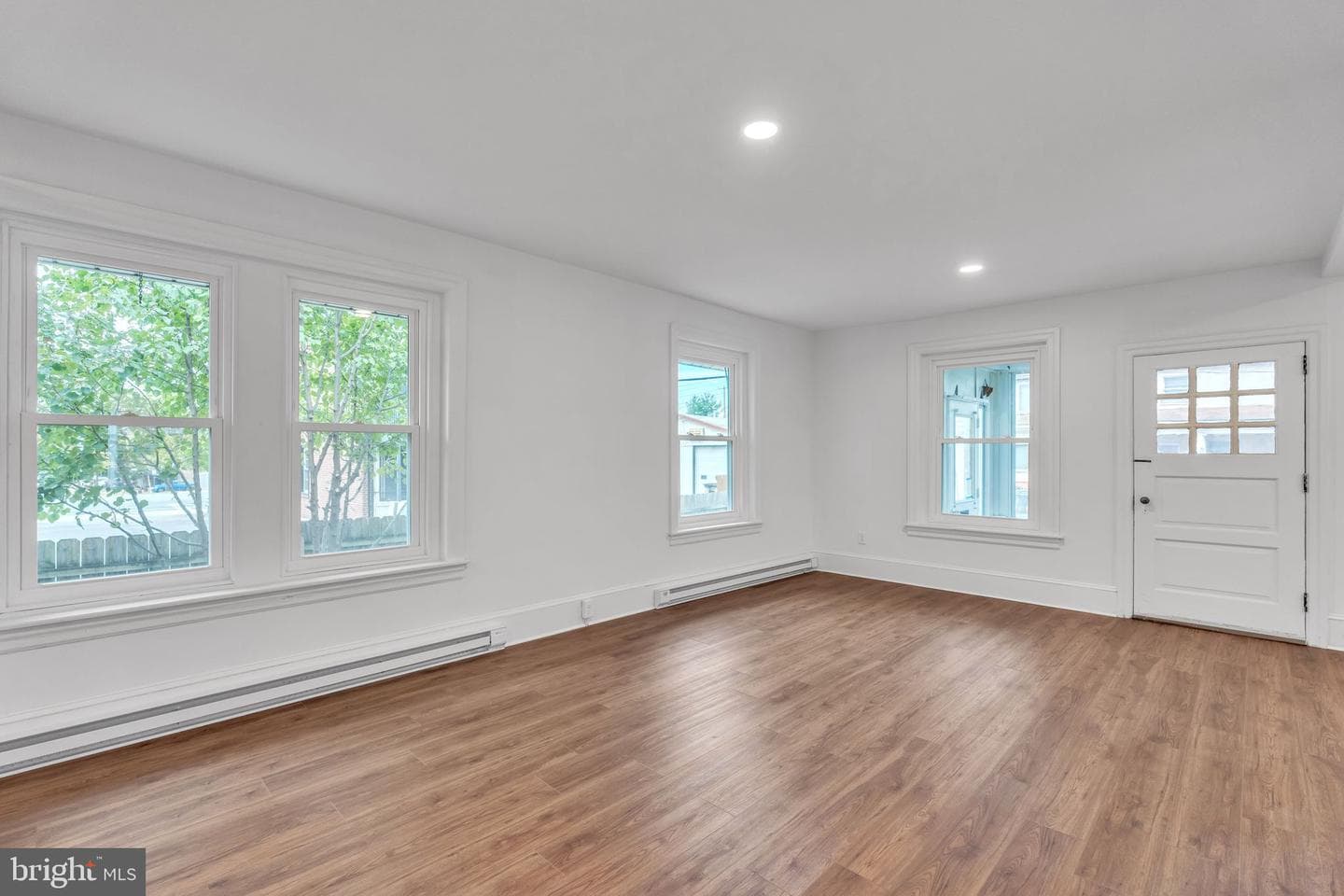 10 Jefferson Avenue photo 6