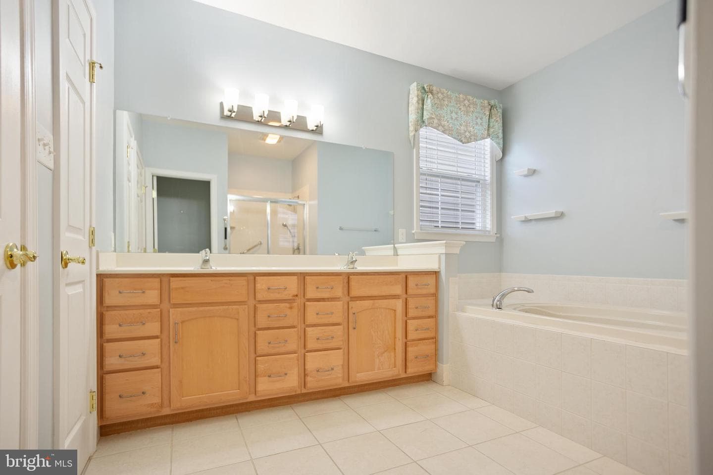 4327 Meadowridge Lane photo 24