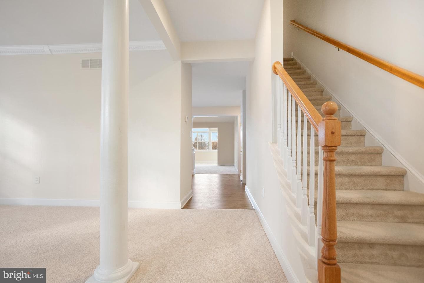 4327 Meadowridge Lane photo 3