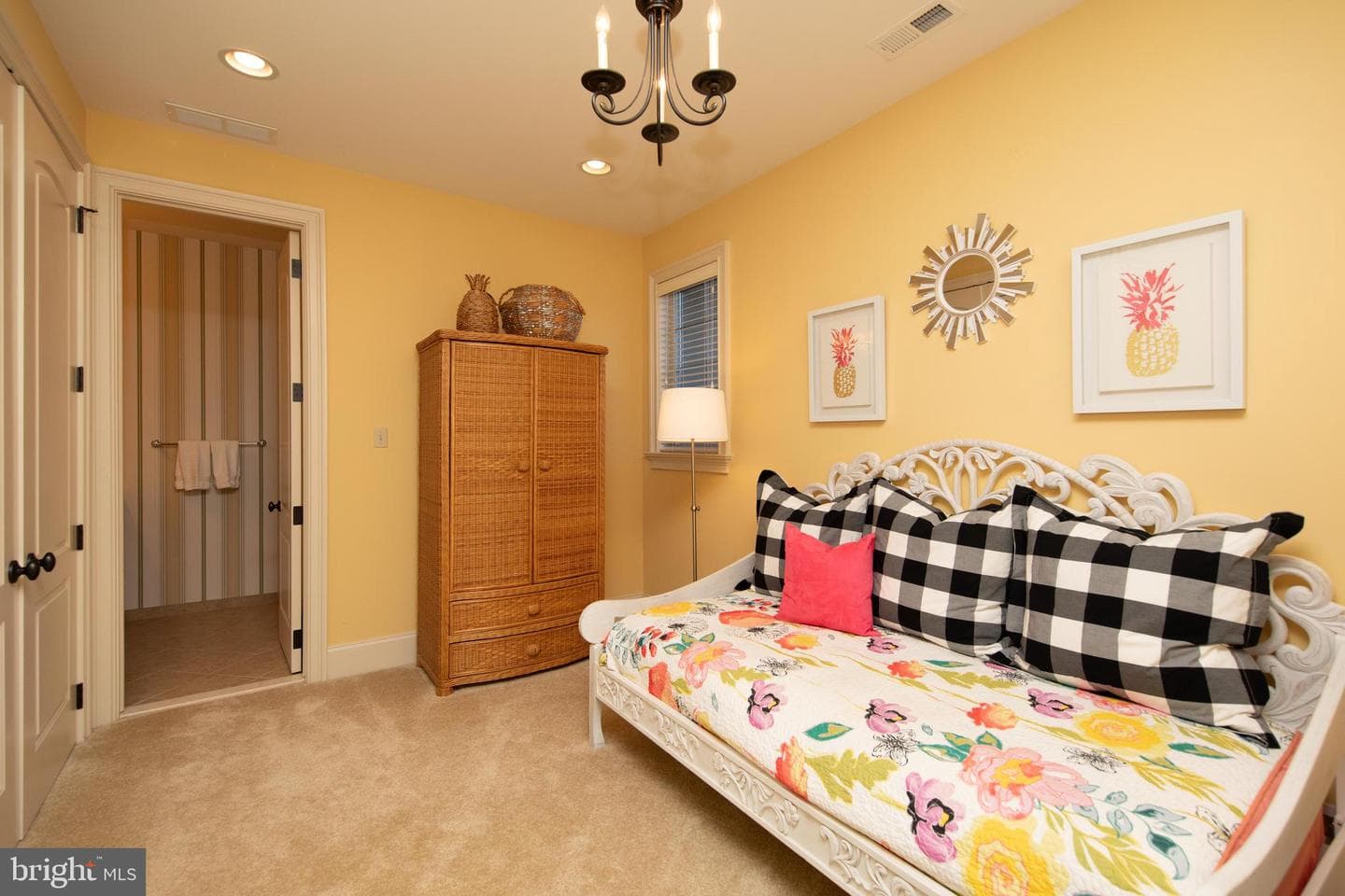 1733 School House Ln photo 38